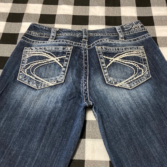 Silver Jeans Denim - EXC! SILVER SUKI BOOTCUT JEANS Size 31 x 30 Thick Stitch Dark Flare Blue White